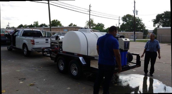 Pressure Washer with Water Recovery System and Trailer