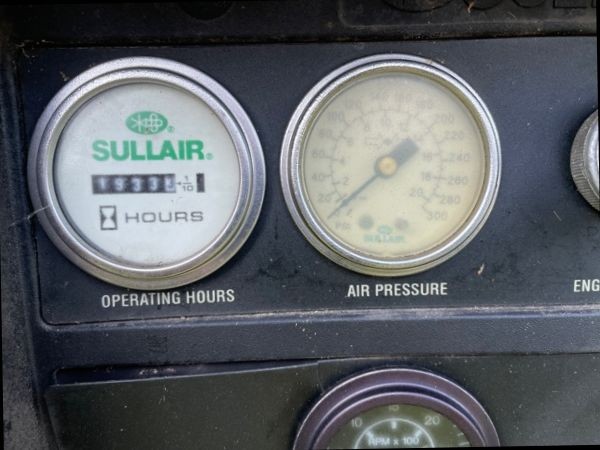 Sullair 260 Portable Compressor and Clemco Blast pot plus hoses, and helmets